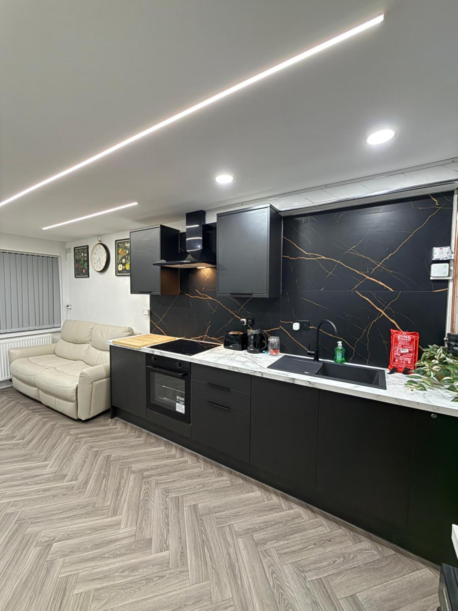 Birmingham City Centre- 9 Bed House With Free Parking 외부 사진