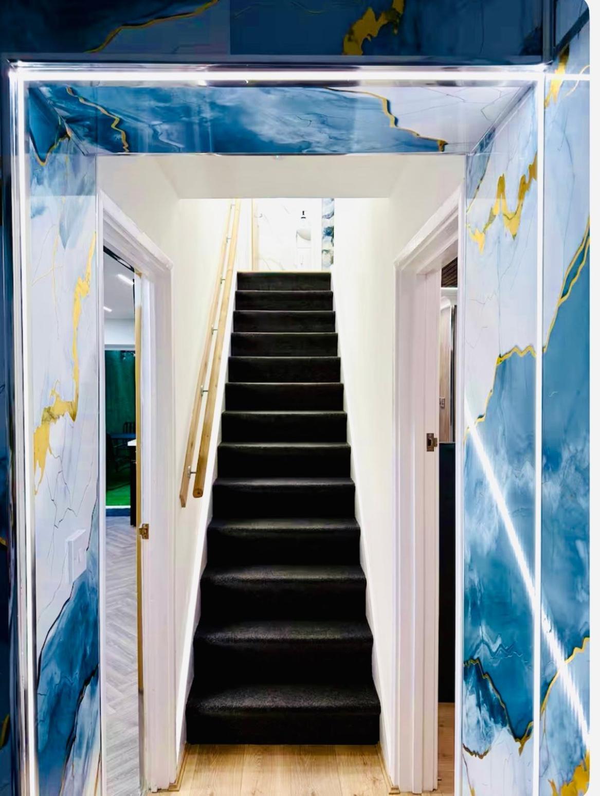 Birmingham City Centre- 9 Bed House With Free Parking 외부 사진